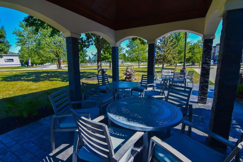 Best Western Plus Lafayette Hotel University Area 시설 사진